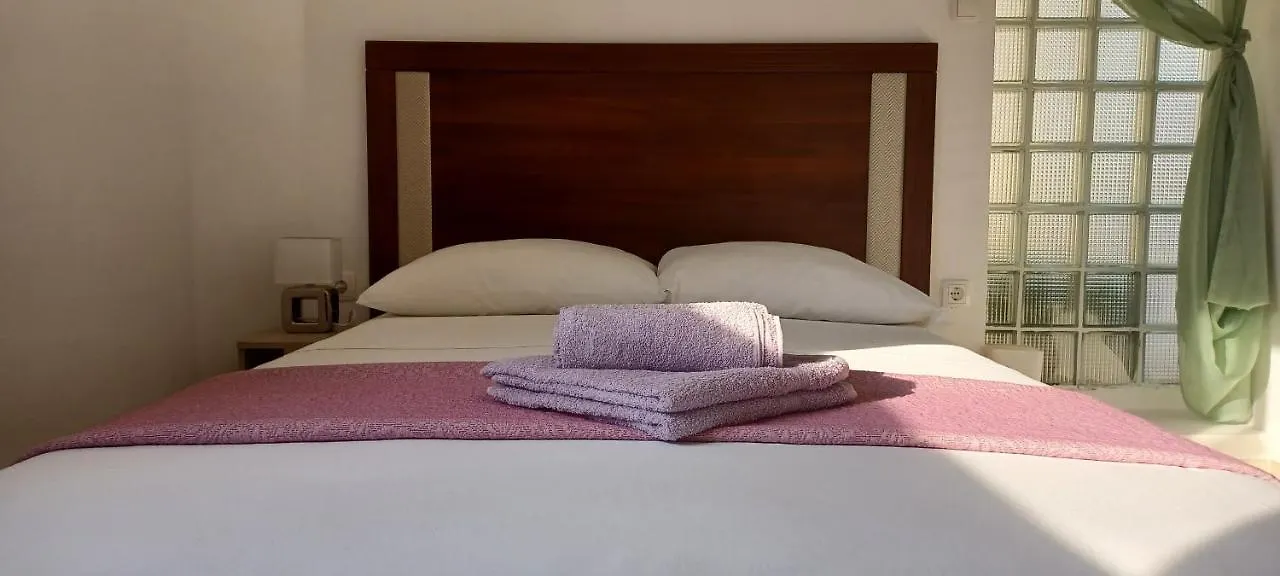 Apartments & Rooms Mila Banjol 0*,  Croatia