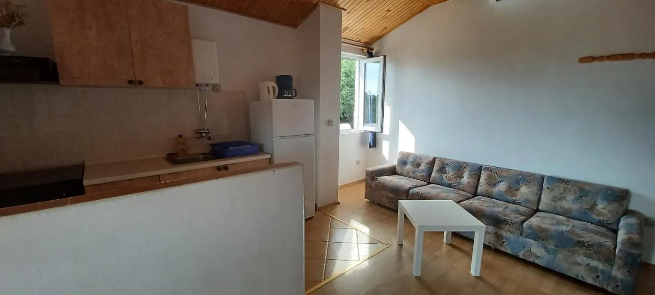 Apartments & Rooms Mila Banjol