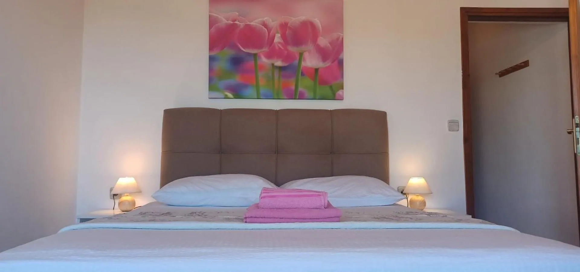 Apartments & Rooms Mila Banjol Croatia