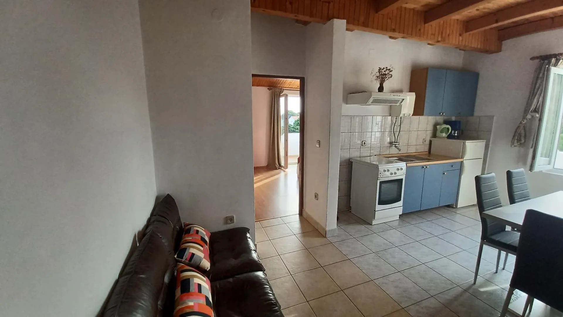 Apartments & Rooms Mila Banjol