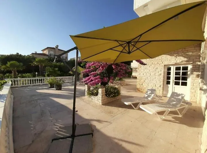 Apartments & Rooms Mila Banjol