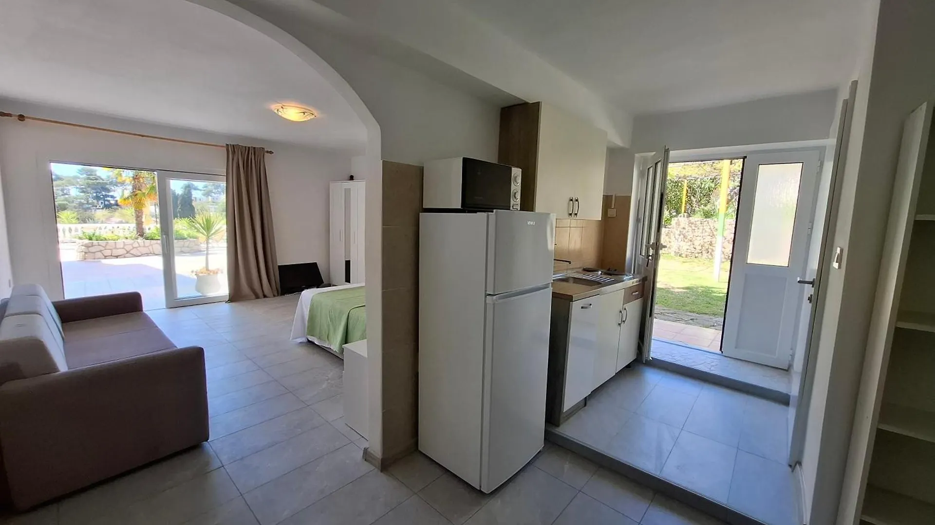 Apartments & Rooms Mila Banjol